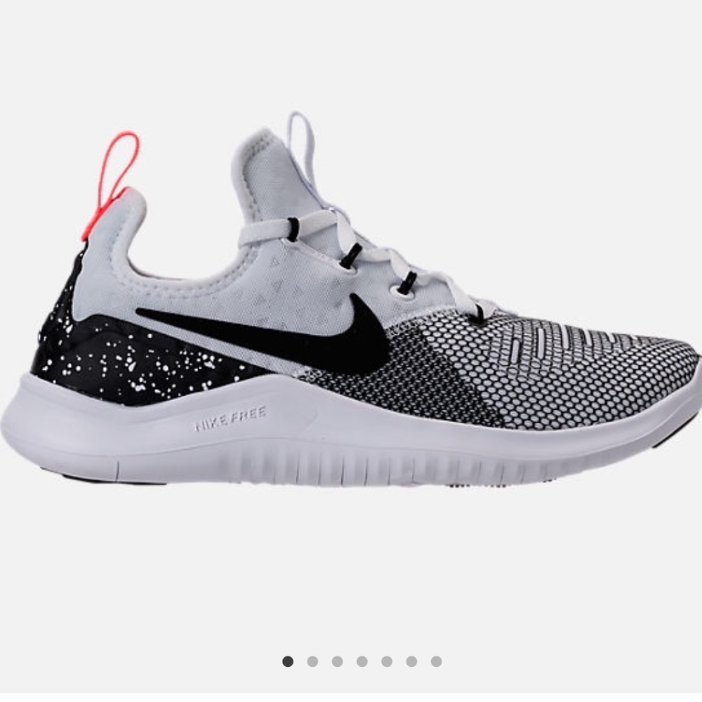 NWT NIKE FREE TR8 size 8.5